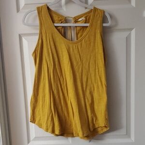 Old Navy women's tank top.  Suze large